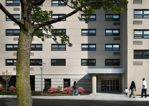 exterior image of Plainfield Tower West